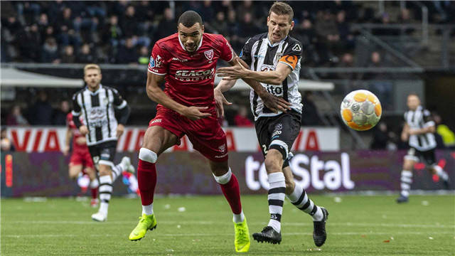 护筐能力极强！前黄蜂二队内线新星在美洲杯至今的表现相当稳定？